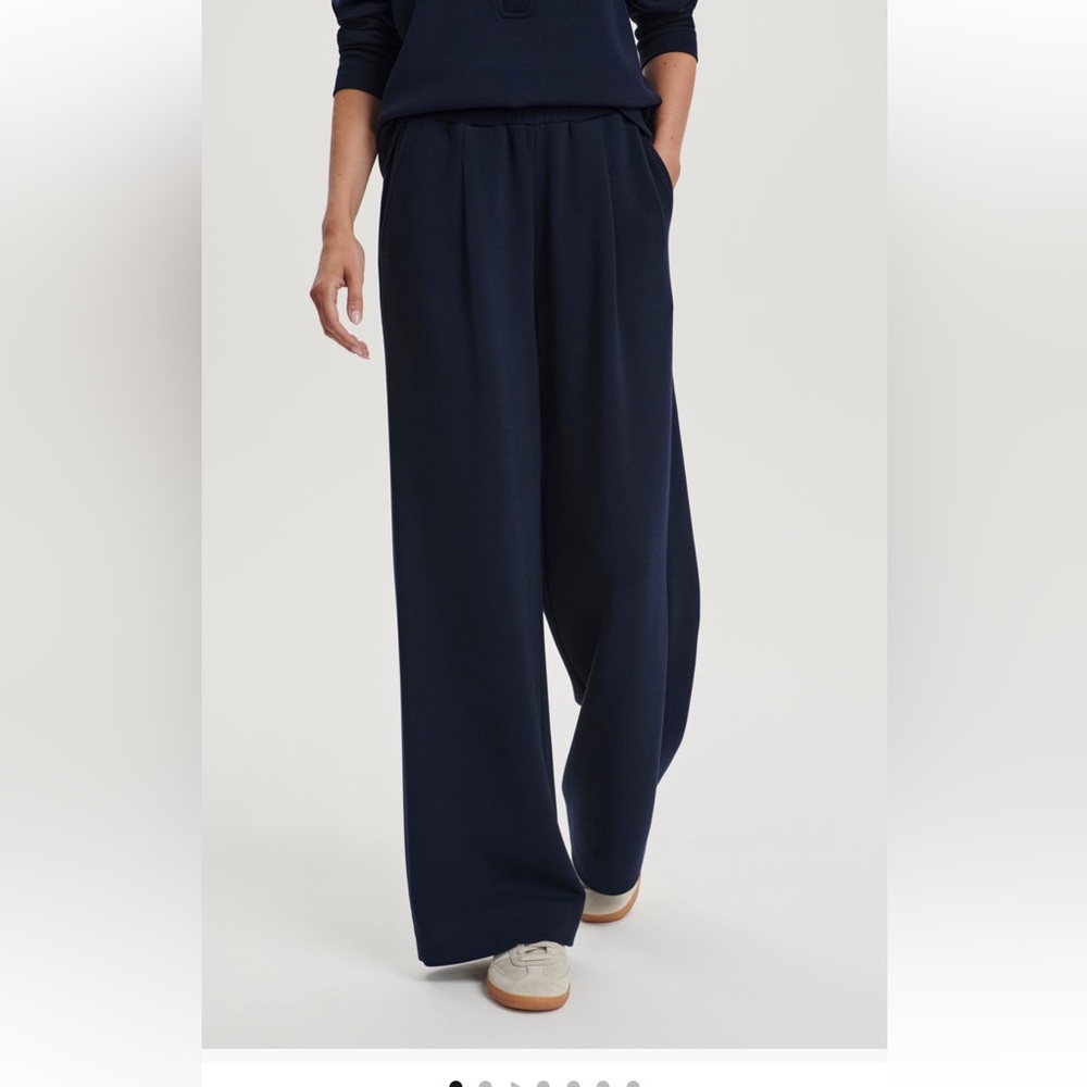 Varley Navy Wide-Leg Pull-On Pants